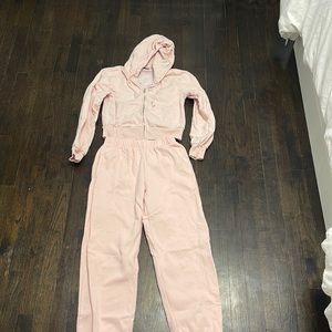 PINK SWEATSUIT